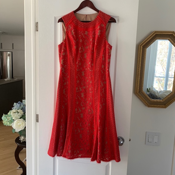 BCBG MAX AZARIA Midi Dress - Picture 1 of 9